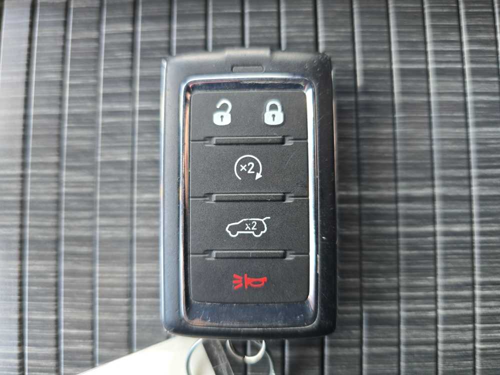 Thumbnail: 2024 Jeep Wagoneer - 22