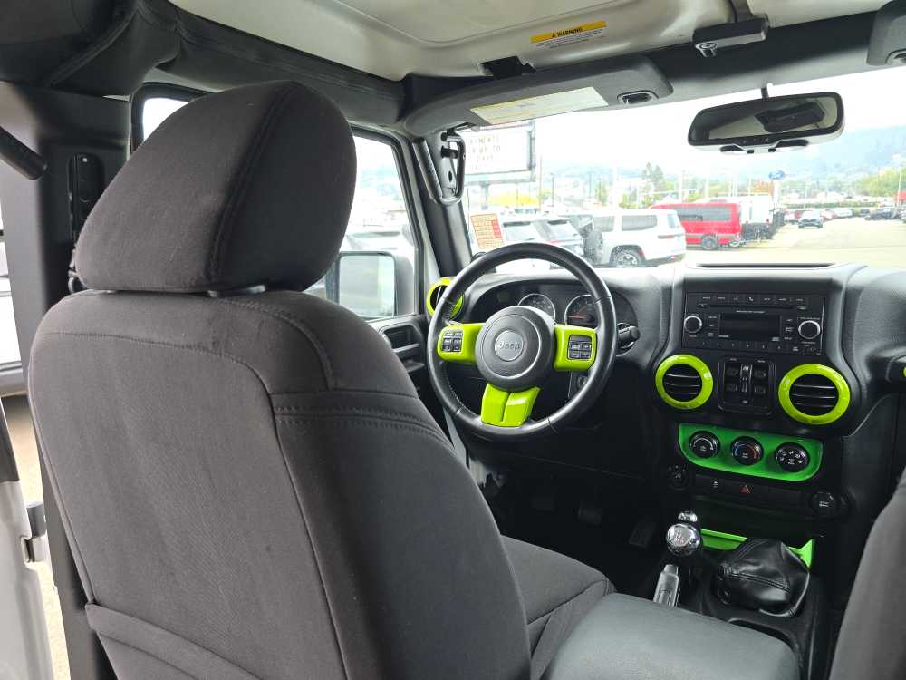 Thumbnail: 2013 Jeep Wrangler - 11
