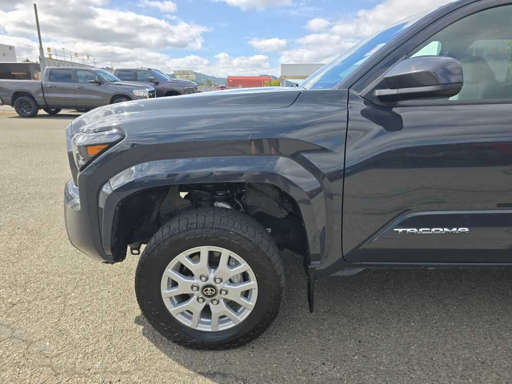 Thumbnail: 2024 Toyota Tacoma - 17