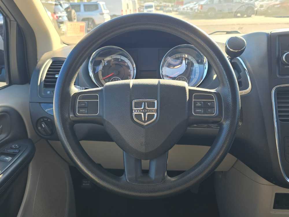 Thumbnail: 2015 Dodge Grand Caravan - 11