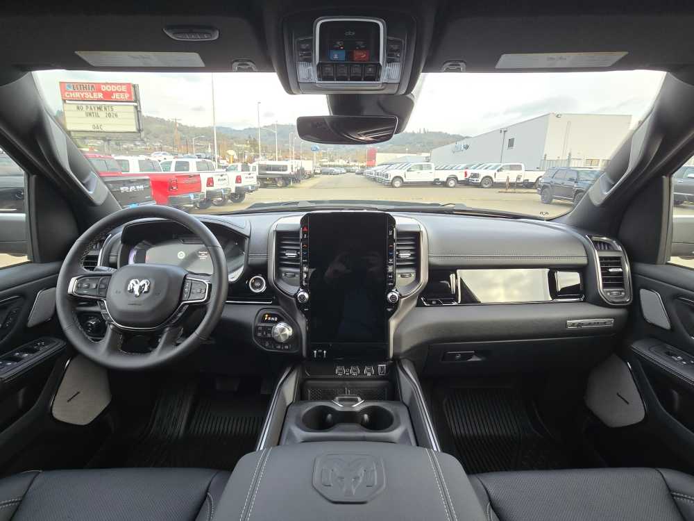 Thumbnail: 2026 RAM 1500 - 15