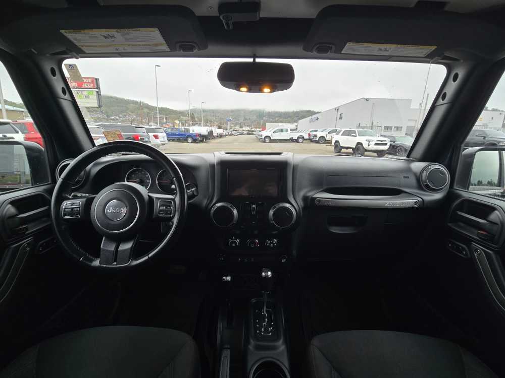 Thumbnail: 2018 Jeep Wrangler - 15