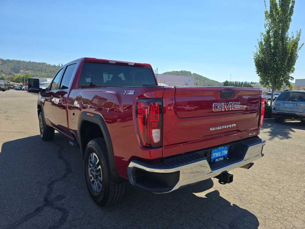 2024 Gmc Sierra 3500 HD SLE photo 3