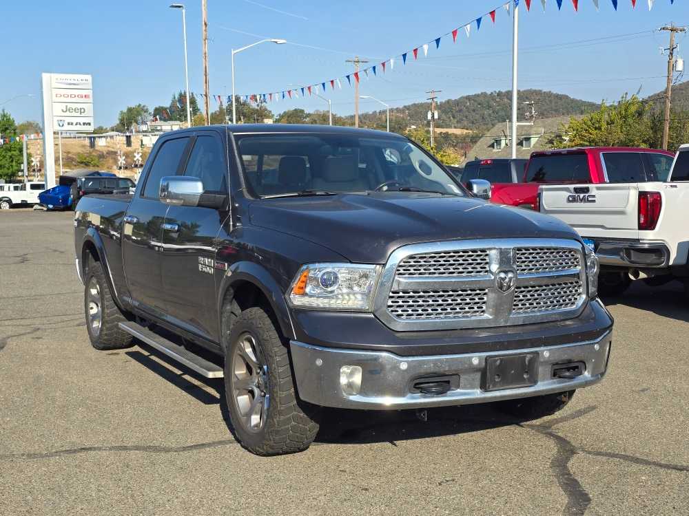 2017 Ram 1500 Laramie photo 4