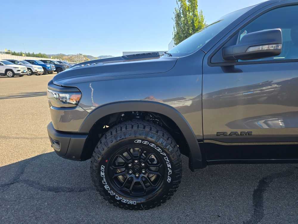 Thumbnail: 2026 RAM 1500 - 18