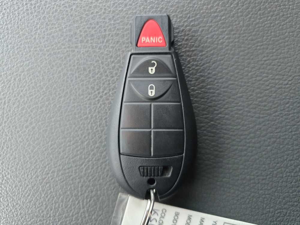 Thumbnail: 2019 RAM 1500 Classic - 23