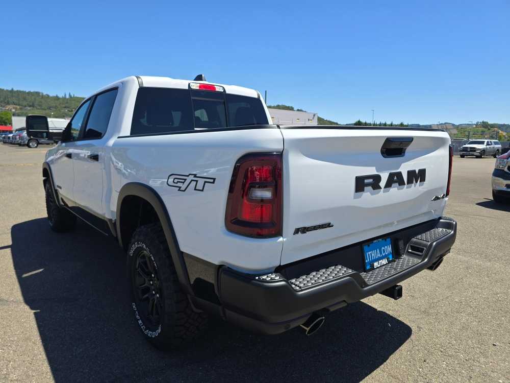 Thumbnail: 2026 RAM 1500 - 3