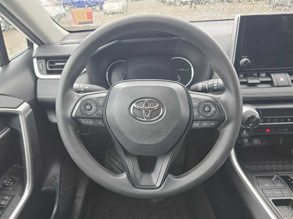 Thumbnail: 2024 Toyota RAV4 - 11
