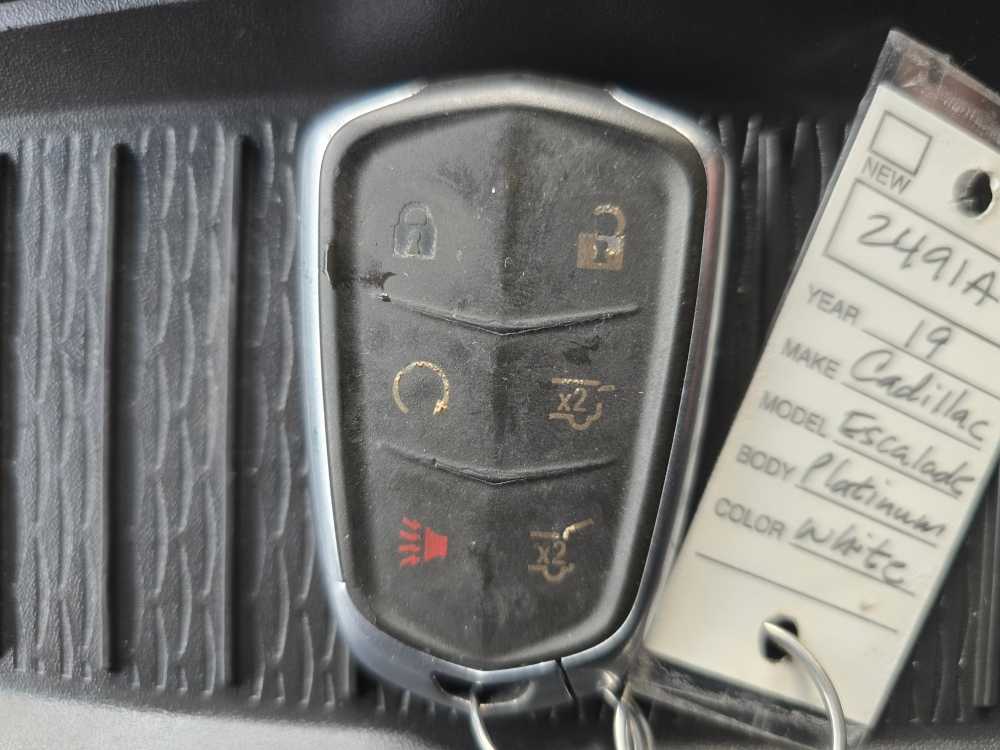 Thumbnail: 2019 Cadillac Escalade - 22