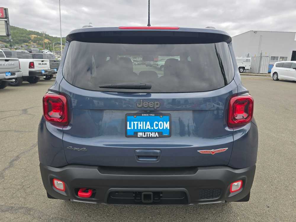 Thumbnail: 2021 Jeep Renegade - 3