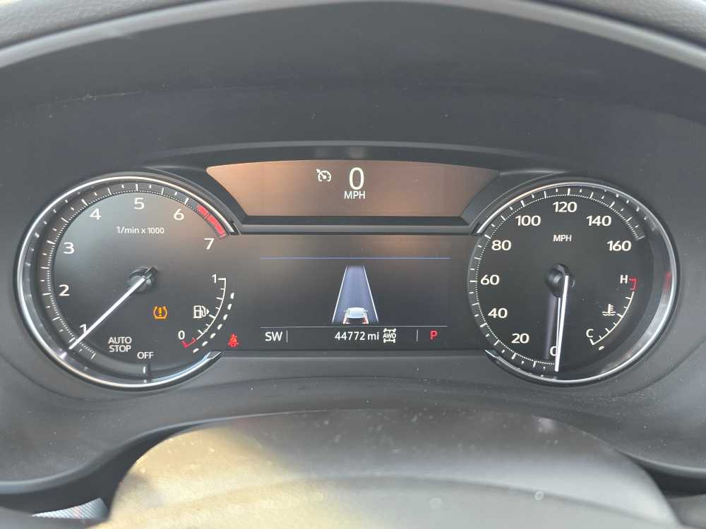 Thumbnail: 2023 Cadillac XT4 - 20