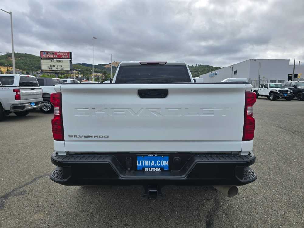 Thumbnail: 2021 Chevrolet Silverado 3500 - 4