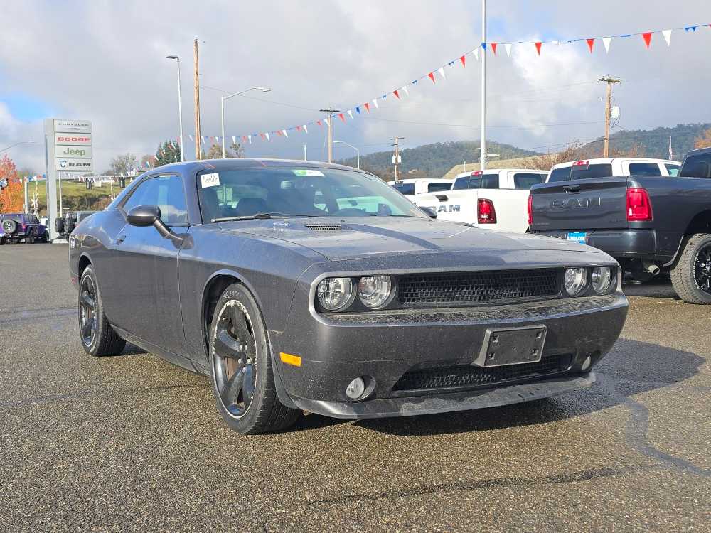 2013 Dodge Challenger R/T photo 4