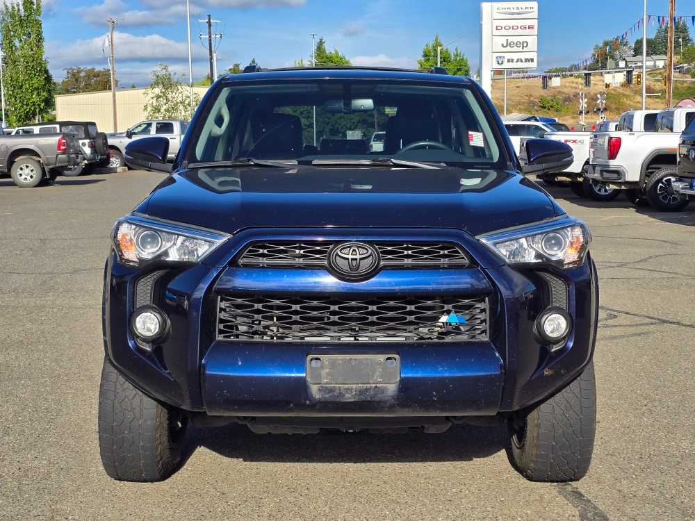 Thumbnail: 2019 Toyota 4Runner - 5