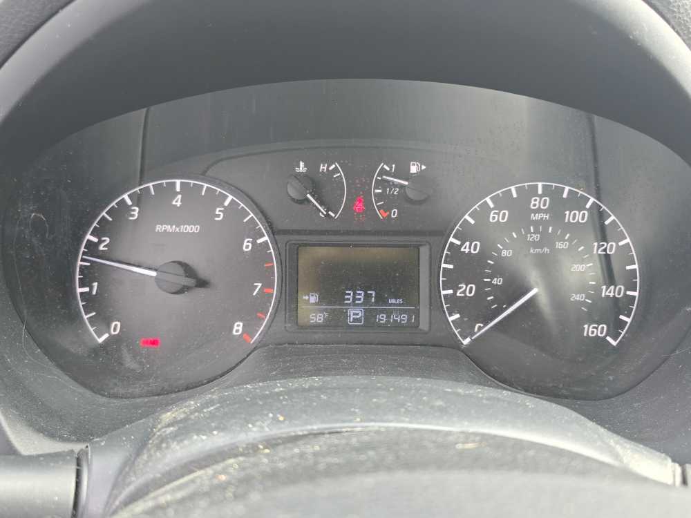 Thumbnail: 2015 Nissan Sentra - 7