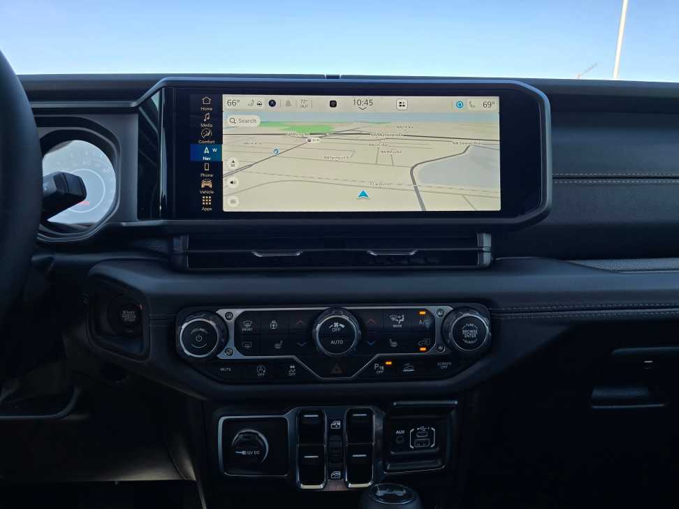 Thumbnail: 2025 Jeep Wrangler - 12