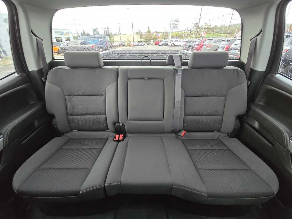 Thumbnail: 2015 Chevrolet Silverado 3500 - 18