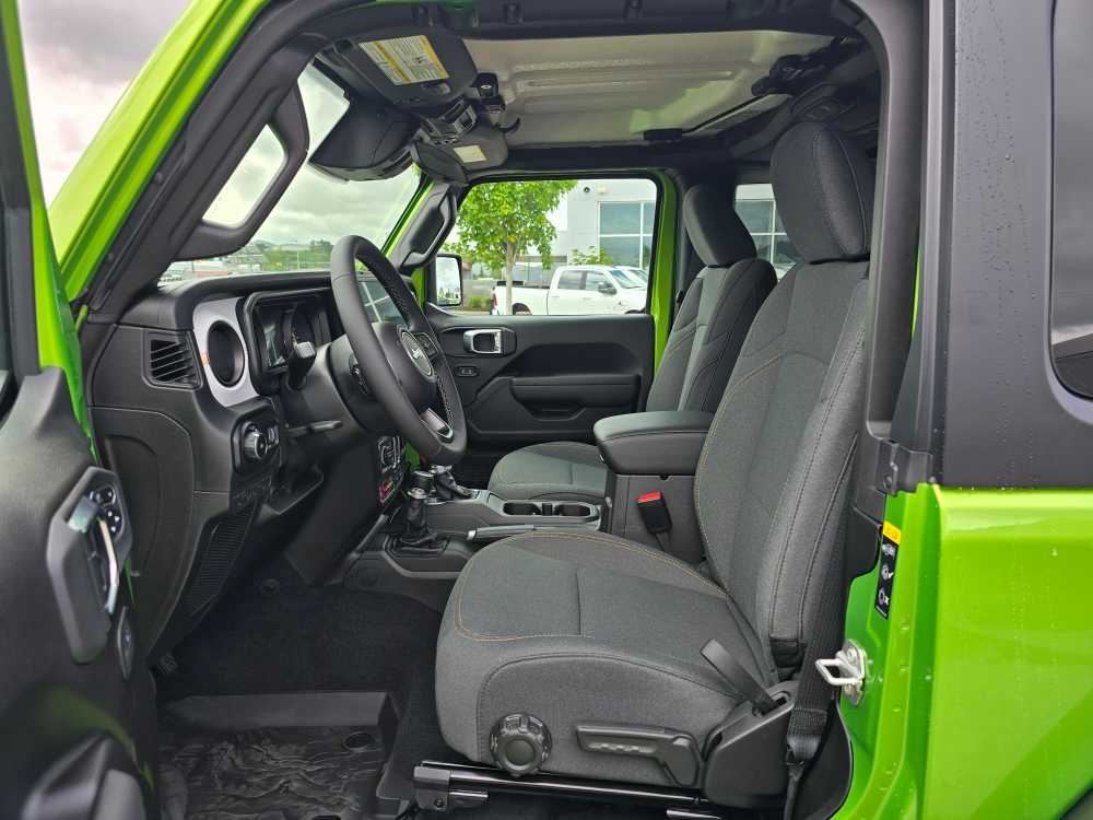 Thumbnail: 2025 Jeep Wrangler - 9