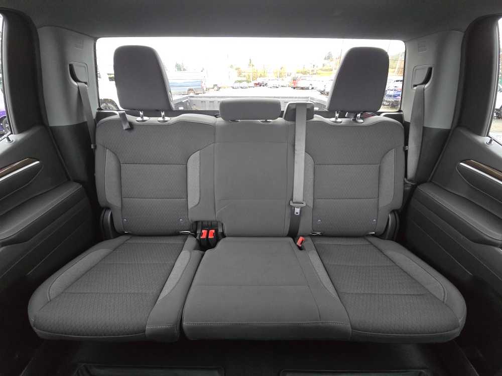 Thumbnail: 2025 Chevrolet Silverado 1500 - 18