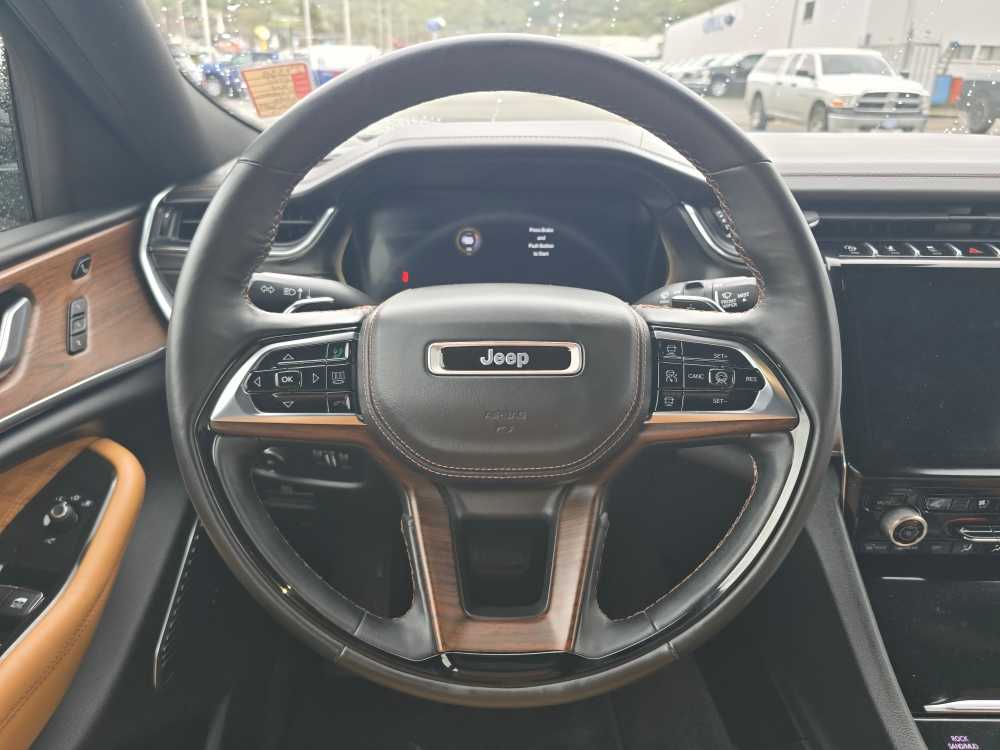 Thumbnail: 2022 Jeep Grand Cherokee - 10