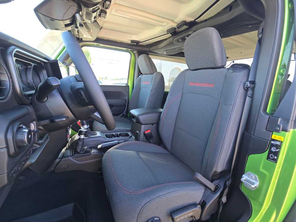 Thumbnail: 2025 Jeep Wrangler - 14