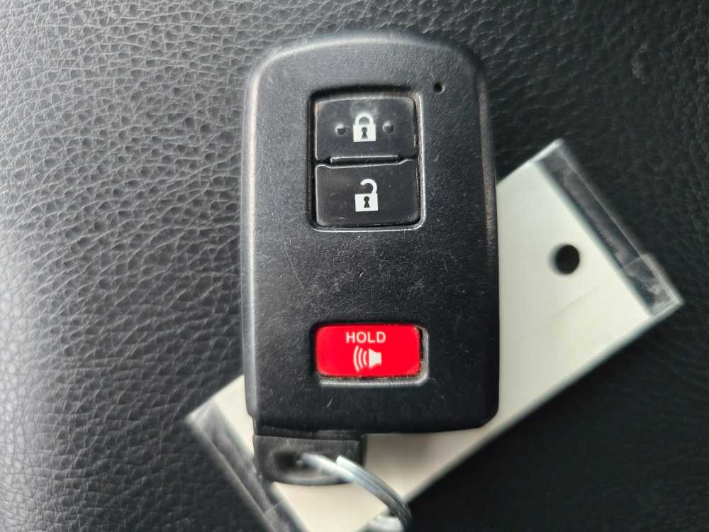 Thumbnail: 2020 Toyota Tundra - 22