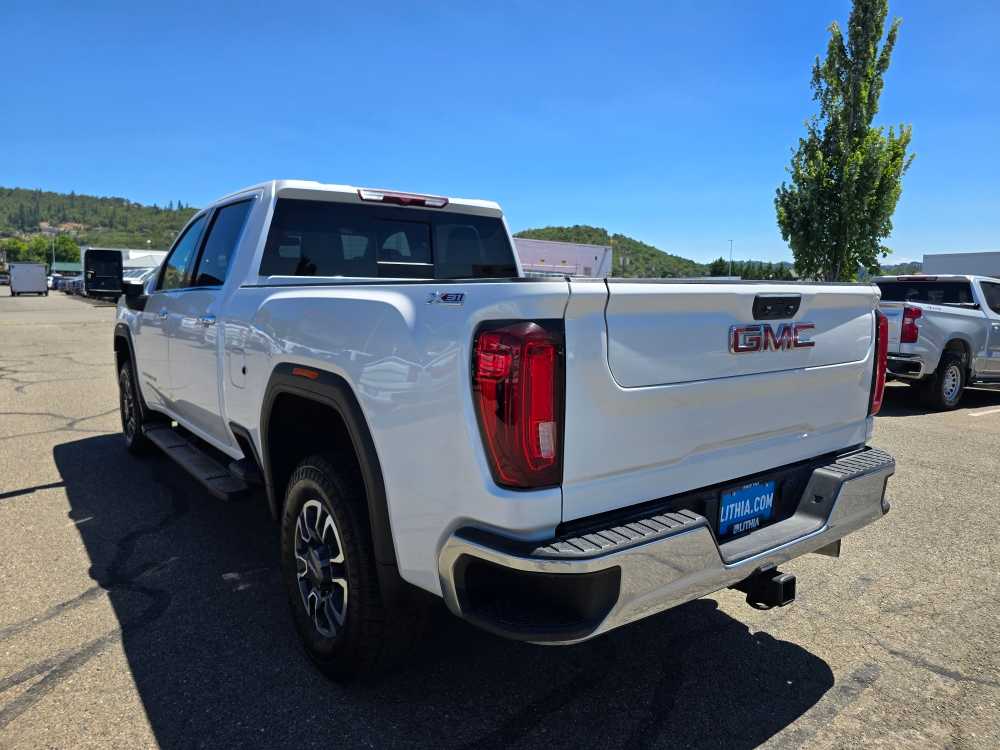 Thumbnail: 2021 GMC Sierra 3500 - 3