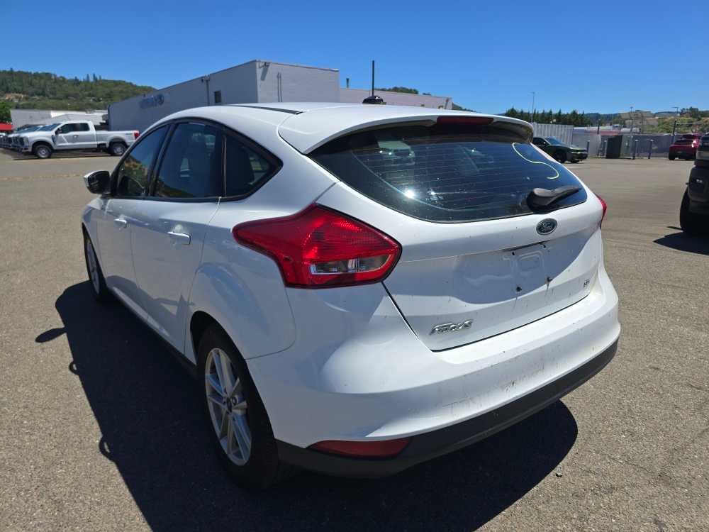 Used 2018 Ford Focus SE with VIN 1FADP3K25JL329506 for sale in Roseburg, OR
