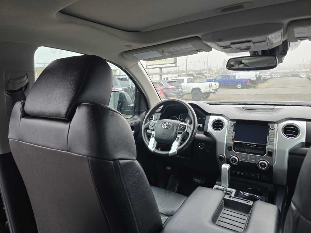 Thumbnail: 2020 Toyota Tundra - 10