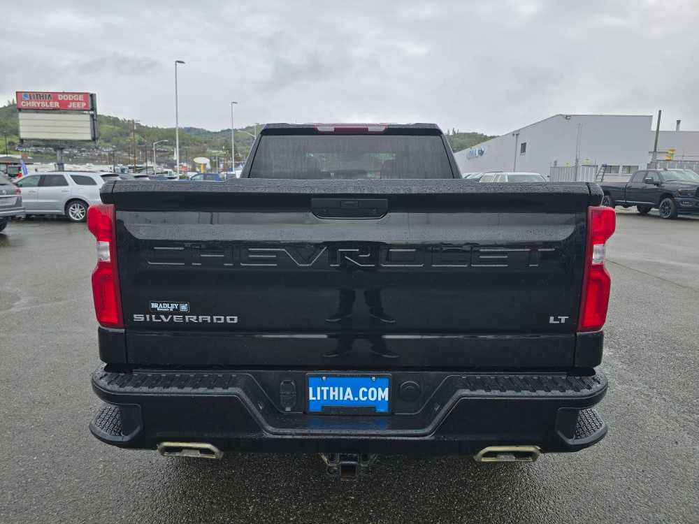 Thumbnail: 2022 Chevrolet Silverado 1500 - 4