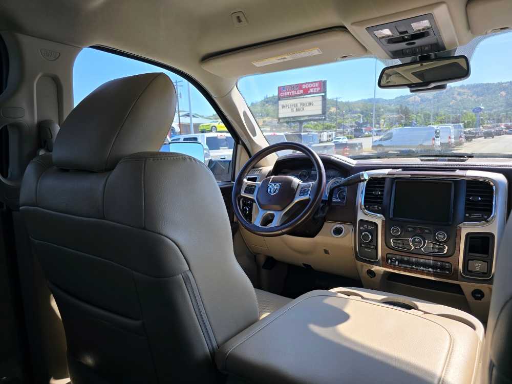2017 RAM 2500 Laramie 11
