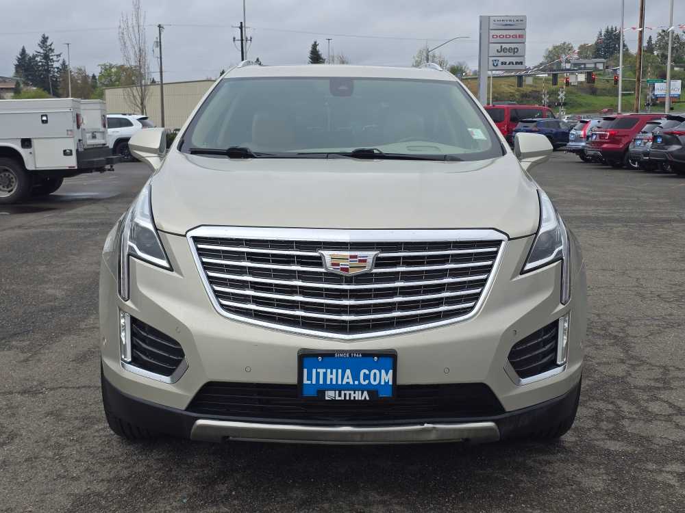 Thumbnail: 2017 Cadillac XT5 - 8