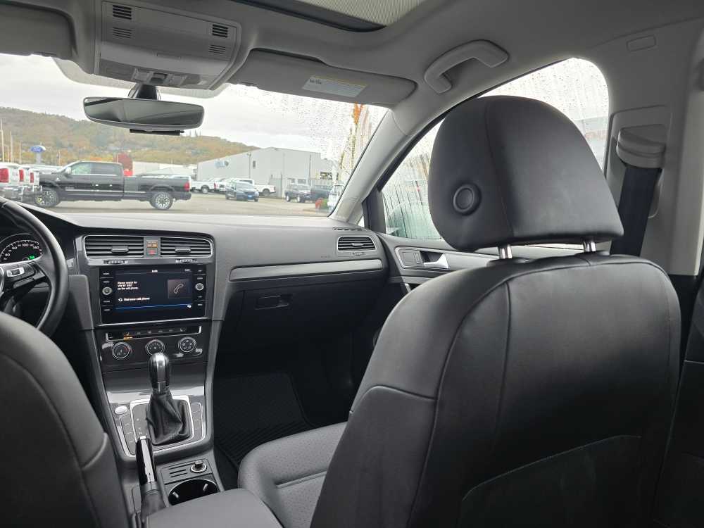 Thumbnail: 2018 Volkswagen Golf - 14