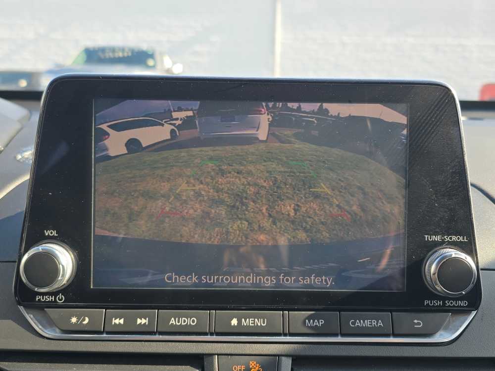 Thumbnail: 2020 Nissan Altima - 19