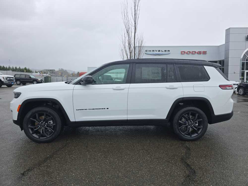 Thumbnail: 2025 Jeep Grand Cherokee L - 2