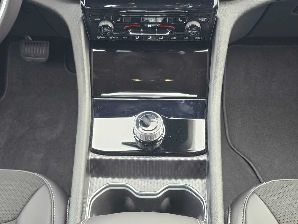 Thumbnail: 2025 Jeep Grand Cherokee - 13