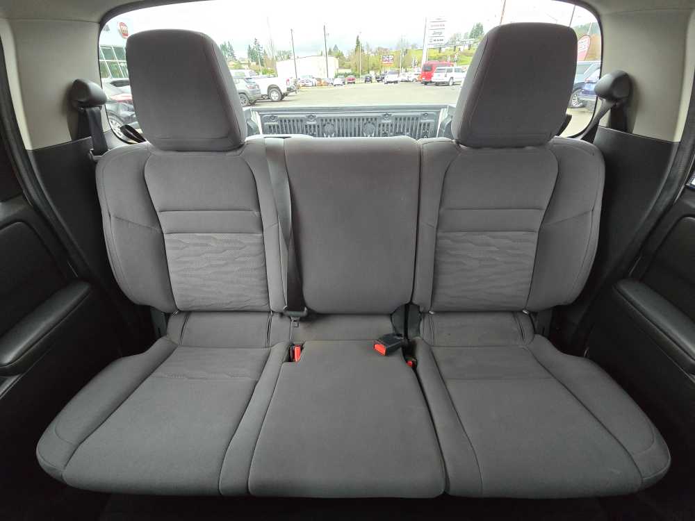 Thumbnail: 2023 Nissan Frontier - 17