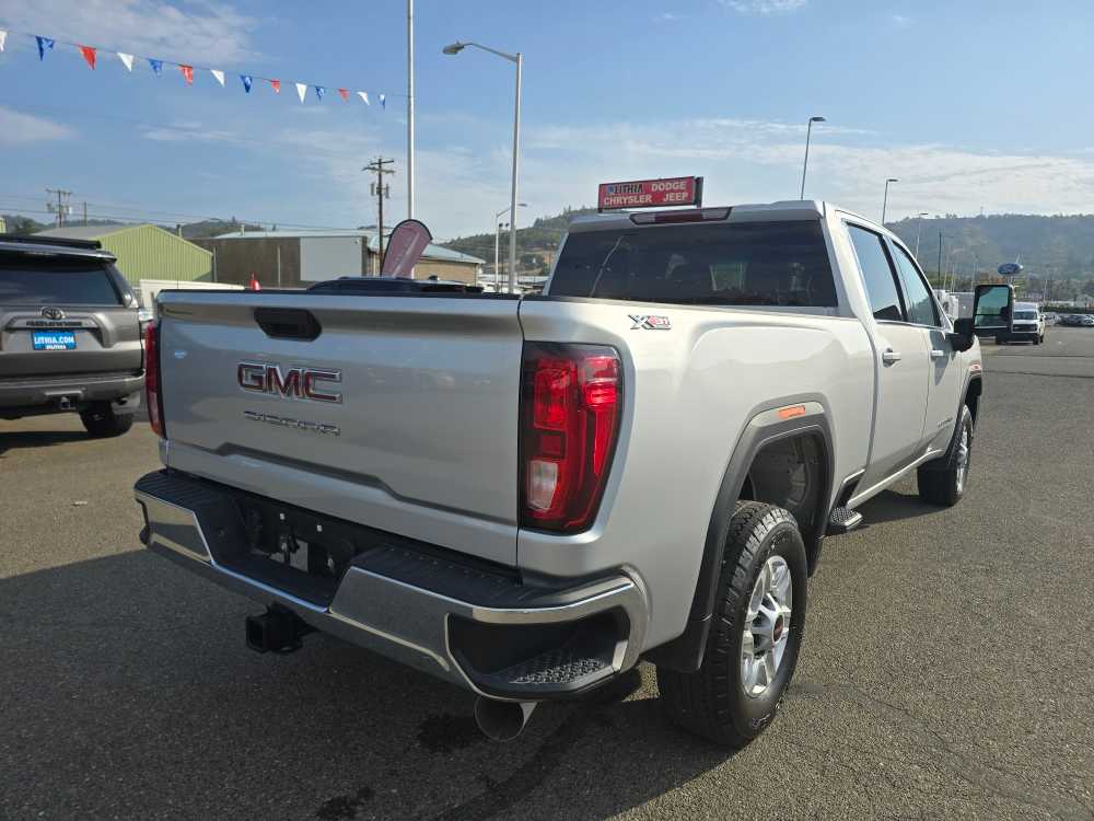 2020 Gmc Sierra SLE photo 3