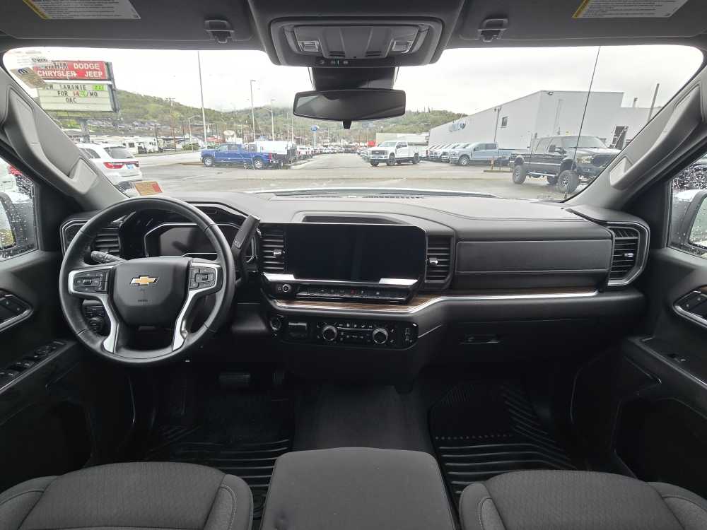 Thumbnail: 2025 Chevrolet Silverado 1500 - 16