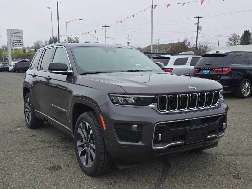 Thumbnail: 2025 Jeep Grand Cherokee - 7