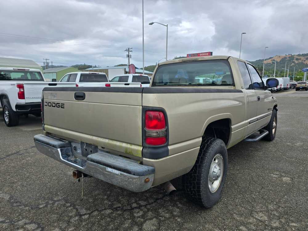 Thumbnail: 2002 Dodge Ram 2500 - 3