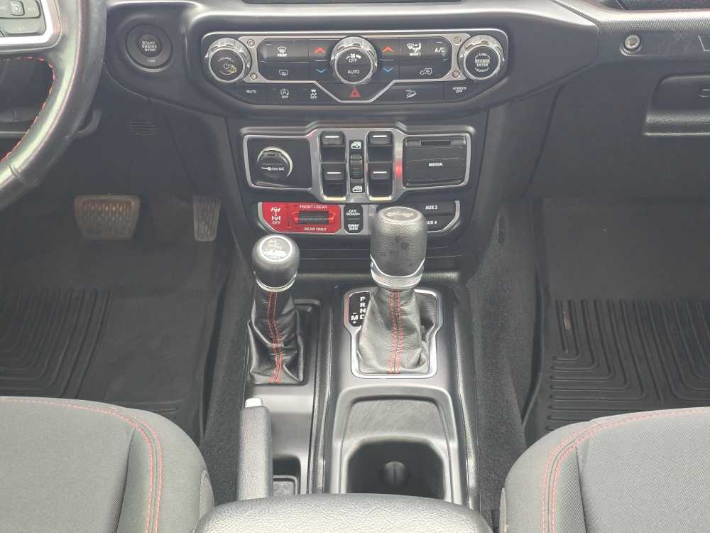 Thumbnail: 2021 Jeep Wrangler - 12