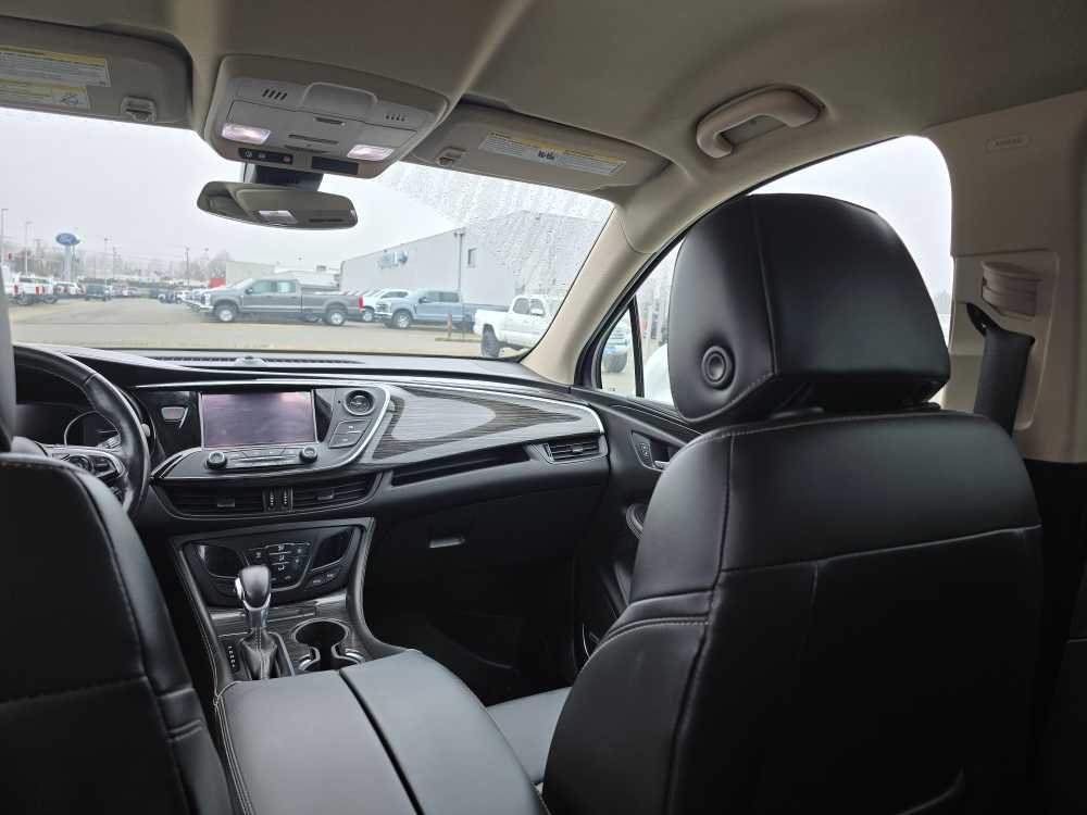 Thumbnail: 2017 Buick Envision - 14