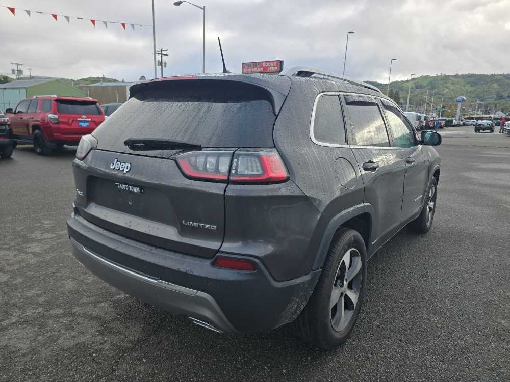 Thumbnail: 2020 Jeep Cherokee - 3