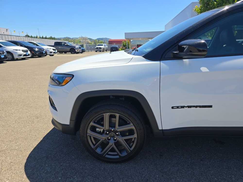 Thumbnail: 2026 Jeep Compass - 18