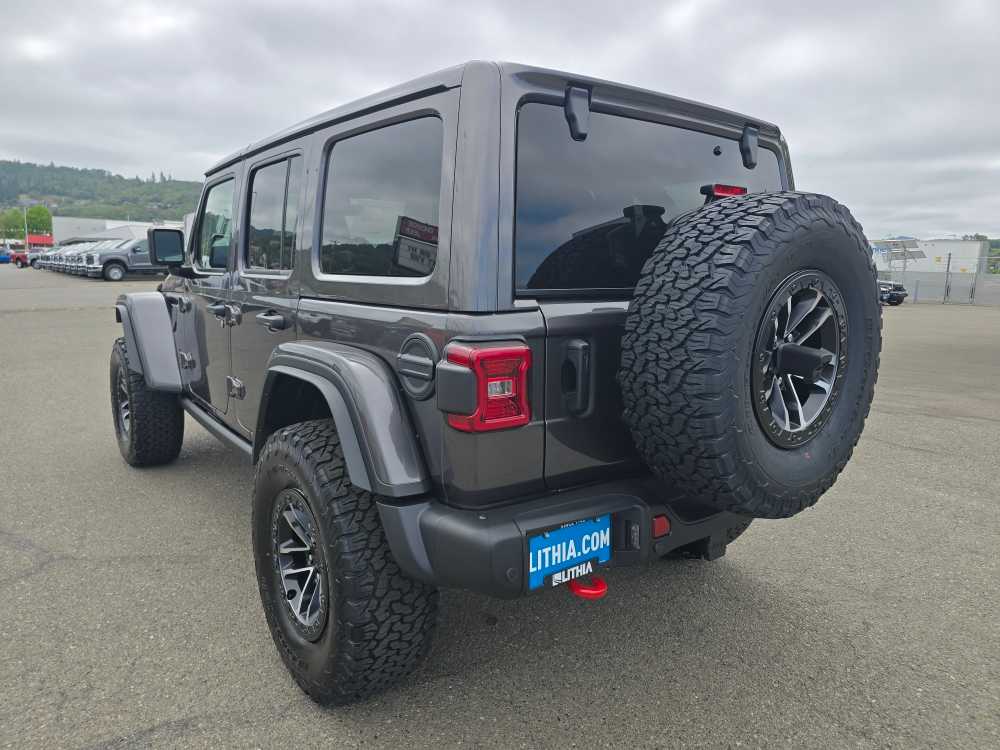 Thumbnail: 2026 Jeep Wrangler - 3