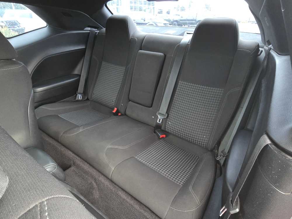 Thumbnail: 2017 Dodge Challenger - 15