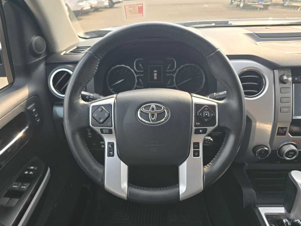 Thumbnail: 2018 Toyota Tundra - 11