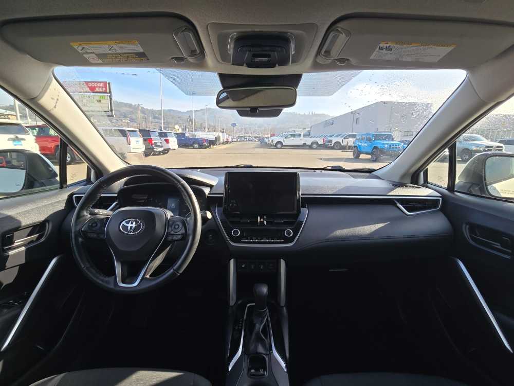 Thumbnail: 2024 Toyota Corolla Cross - 15