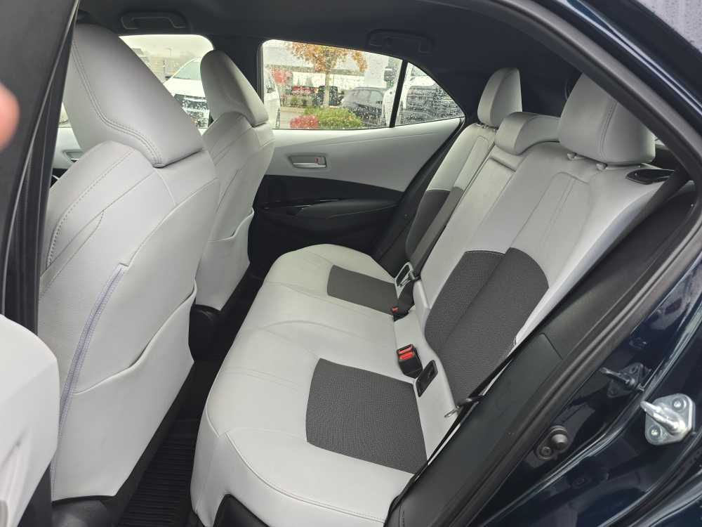 Thumbnail: 2021 Toyota Corolla - 16